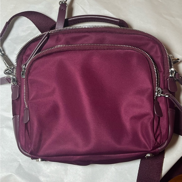Quince Revive nylon crossbody bag, burgundy - Picture 6 of 8